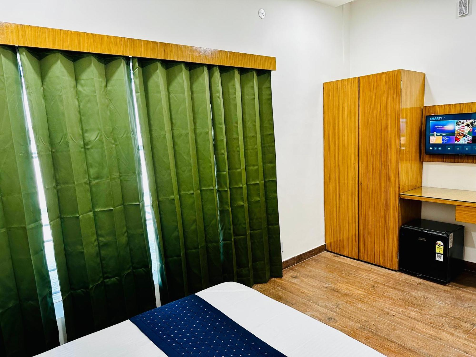 The Loya Hotel Muktsar ภายนอก รูปภาพ